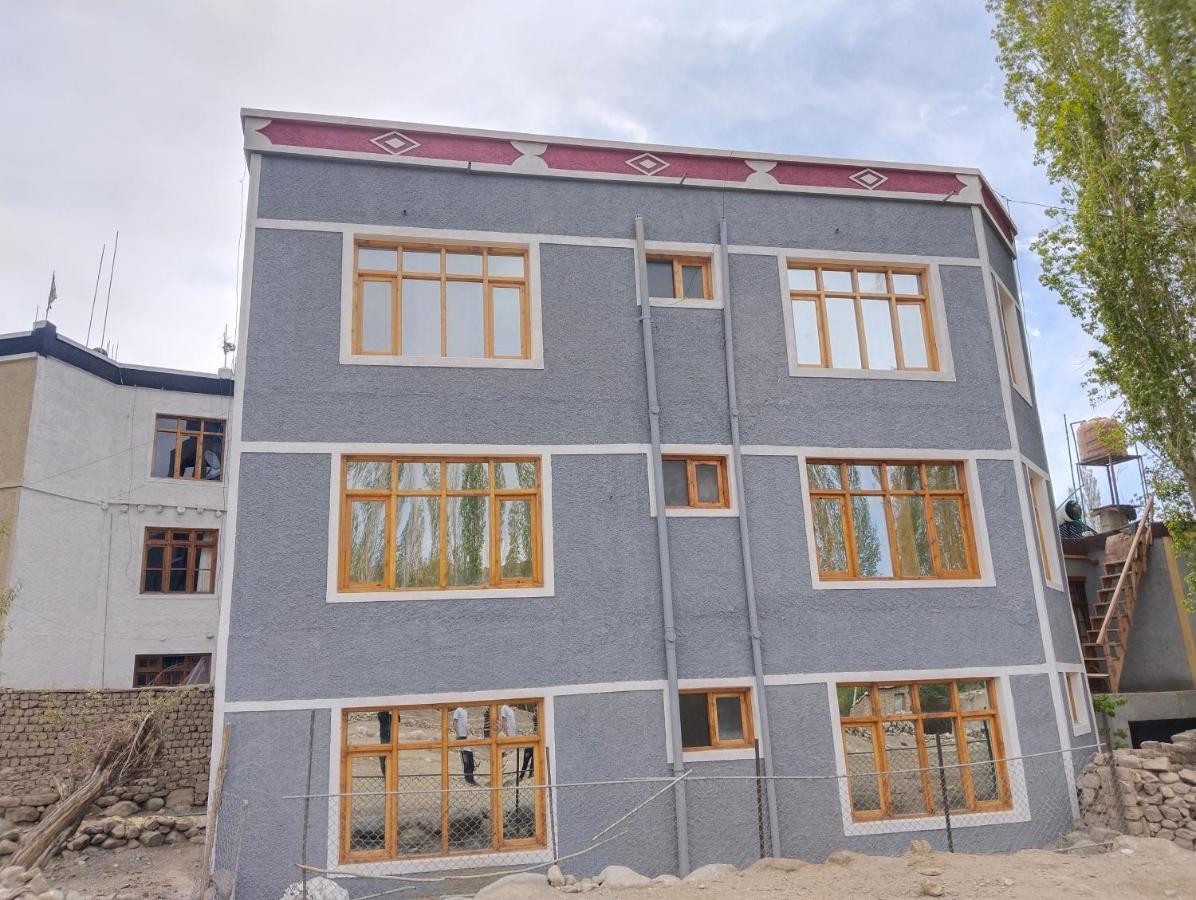 Noor Guest House Leh Exterior photo